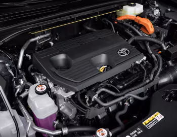 Sous la capuche 2025–pr. Toyota Crown Signia Limited [North America] '2024–pr.