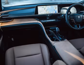Interior Toyota Crown Sport Hybrid Z [Japan] '2023–pr.