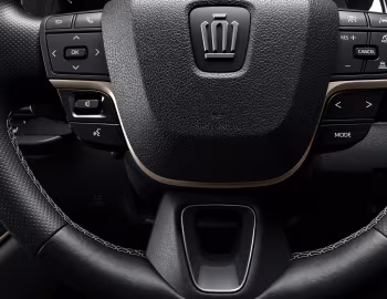 Interior Toyota Crown Sport PHEV RS "The Limited - Matte Metal" [Japan] '2024–pr.