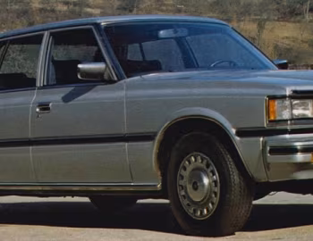 Toyota Crown Super Saloon Sedan [EU-spec] (MS112) '03.1980–82
