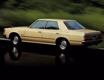 Toyota Crown Super Saloon Turbo 4-door Hardtop (MS110) '10.1980–07.1981