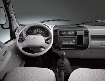 Interior Toyota Dyna '2006–21