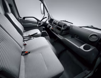 Interior Toyota Dyna 200 '2011–pr.