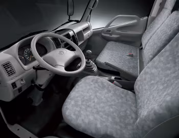Interior Toyota Dyna 250 '2006–21