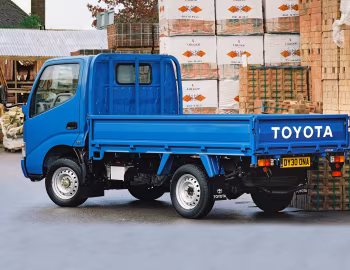 Toyota Dyna 300 [UK-spec] '1999–2002