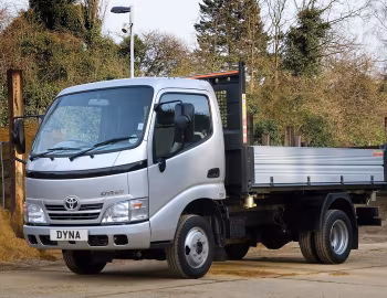 Toyota Dyna 350 Tipper [UK-spec] '2006–21