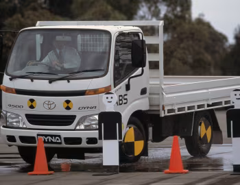 Toyota Dyna 4500 [Australia] '09.2001–02