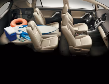 Interior Toyota E'z '2011–17