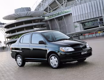 Toyota Echo 4-door [Australia] '1999–2003
