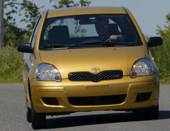 2004–05 Toyota Echo RS 5-door [Canada] '2003–05