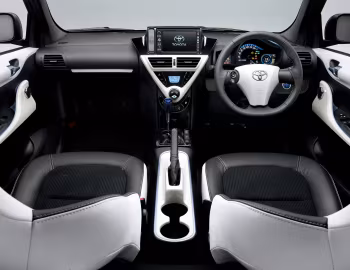 Panel frontal Toyota eQ [Japan] '2012