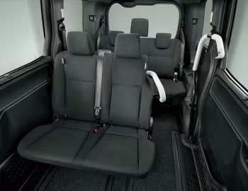 Interior Toyota Esquire '07.2017–12.2021