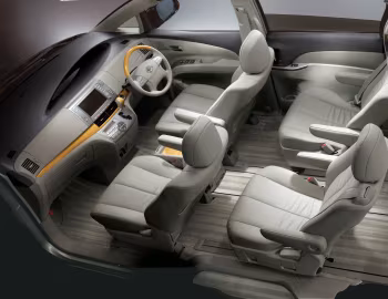 Интерьер Toyota Estima '01.2006–12.2008