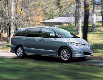 Toyota Estima Aeras '01.2006–12.2008