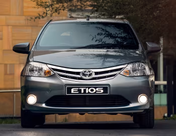 Toyota Etios Hatchback [South Africa] '2015–16