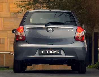 Toyota Etios Hatchback [South Africa] '2015–16