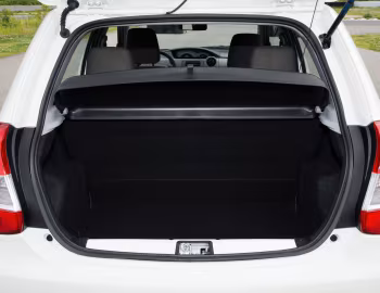 Інтэр'ер Toyota Etios Hatchback [Latam] '2012–16