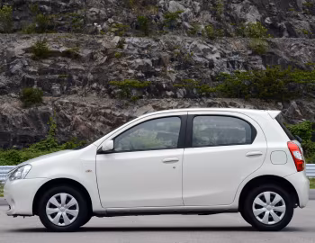 Toyota Etios Hatchback [Latam] '2012–16