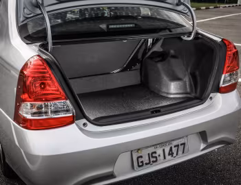 Ambos Toyota Etios Sedan [Latam] '2016–23