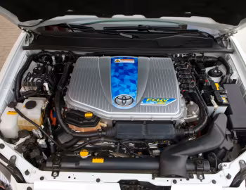 Bajo el capó Toyota FCHV Advanced '2007