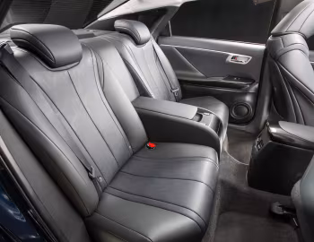 Interior 2016–20 Toyota Mirai [North America] '2015–20