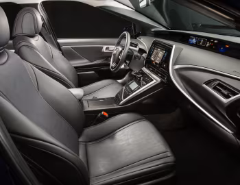 Interior 2016–20 Toyota Mirai [North America] '2015–20