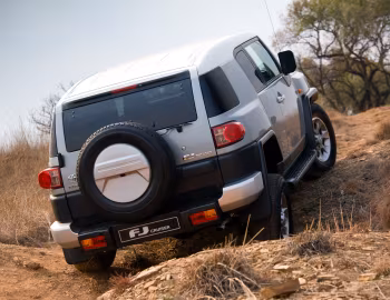 Toyota FJ Cruiser [South Africa] (GSJ15W) '2010–14