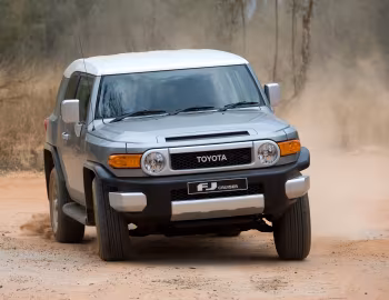 Toyota FJ Cruiser [South Africa] (GSJ15W) '2010–14