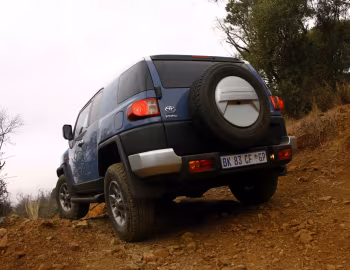 Toyota FJ Cruiser [South Africa] (GSJ15W) '2010–14