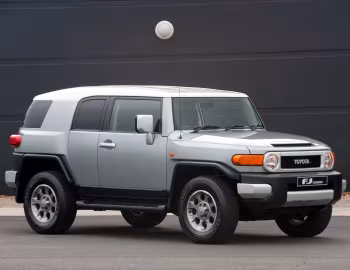 Toyota FJ Cruiser [South Africa] (GSJ15W) '2010–14