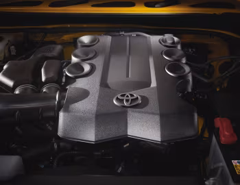 Bajo el capó Toyota FJ Cruiser [Japan] (GSJ15W) '10.2010–07.2014