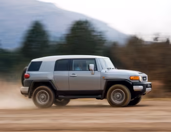 Toyota FJ Cruiser [South Africa] (GSJ15W) '2010–14