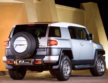 Toyota FJ Cruiser [South Africa] (GSJ15W) '2010–14