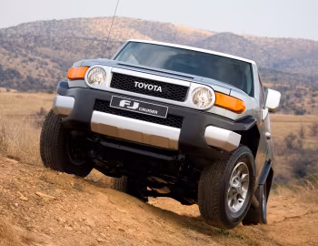 Toyota FJ Cruiser [South Africa] (GSJ15W) '2010–14