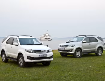 Toyota Fortuner [South Africa] '2011–15