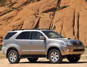 Toyota Fortuner [South Africa] '2008–11