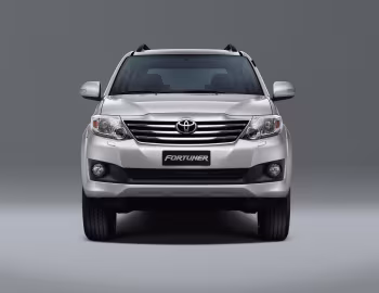 Toyota Fortuner '2011–15