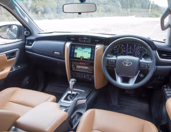 Panel frontal Toyota Fortuner Crusade [Australia] (AN160) '2015–20