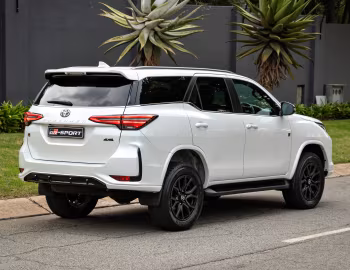 Toyota Fortuner GR-S [South Africa] '2025–pr.