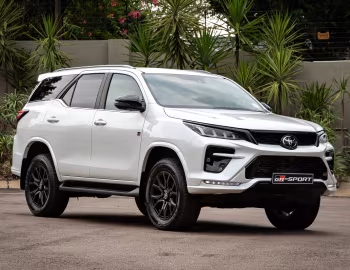 Toyota Fortuner GR-S [South Africa] '2025–pr.