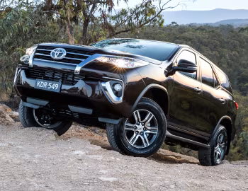 Toyota Fortuner GXL [Australia] (AN160) '2015–20