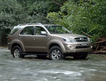 Toyota Fortuner V6 [South Africa] '2005–08