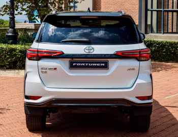 Toyota Fortuner VX [South Africa] (AN160) '2023–pr.