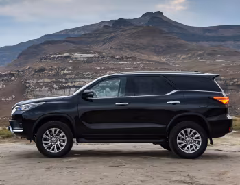 Toyota Fortuner VX [South Africa] (AN160) '2020–23
