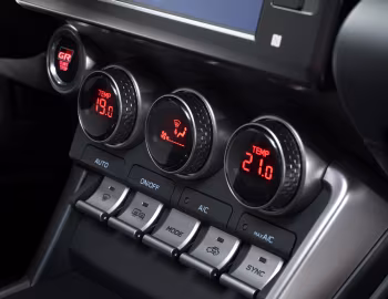 Интерьер Toyota GR 86 [EU-spec] '2022–н.в.