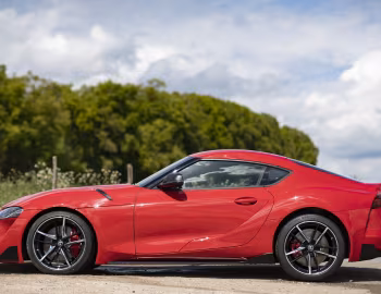 Toyota GR Supra [UK-spec] (A90) '2019–pr.