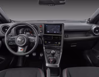 Panel frontal Toyota GR Yaris [Latam] '2026