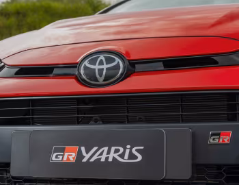 Logotipo Toyota GR Yaris [Latam] '2026