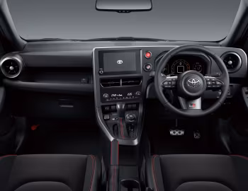 Panel frontal Toyota GR Yaris RZ High Performance [Japan] '2024–pr.