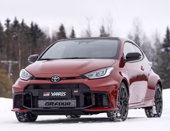 Toyota GR Yaris AT [Worldwide] '2024–pr.